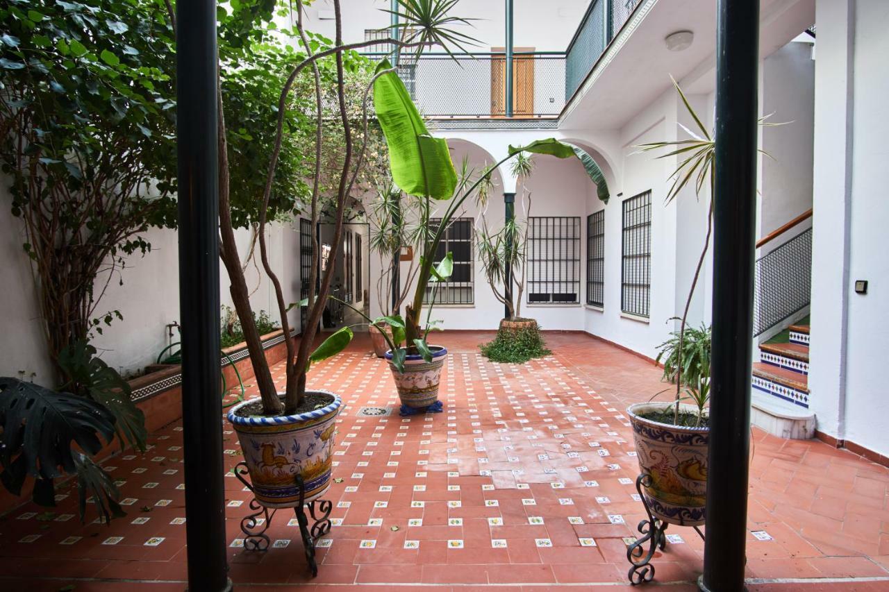Pureza Oasis Suite Sevilla Buitenkant foto