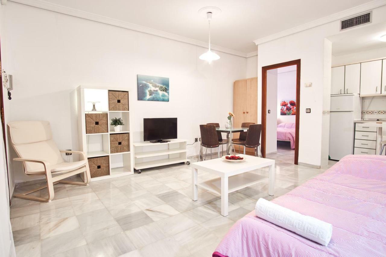 Pureza Oasis Suite Sevilla Buitenkant foto