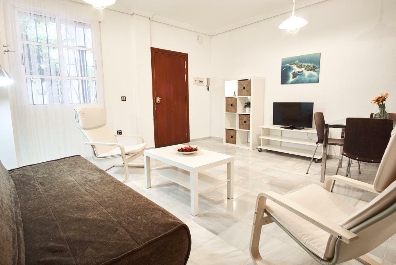 Pureza Oasis Suite Sevilla Buitenkant foto