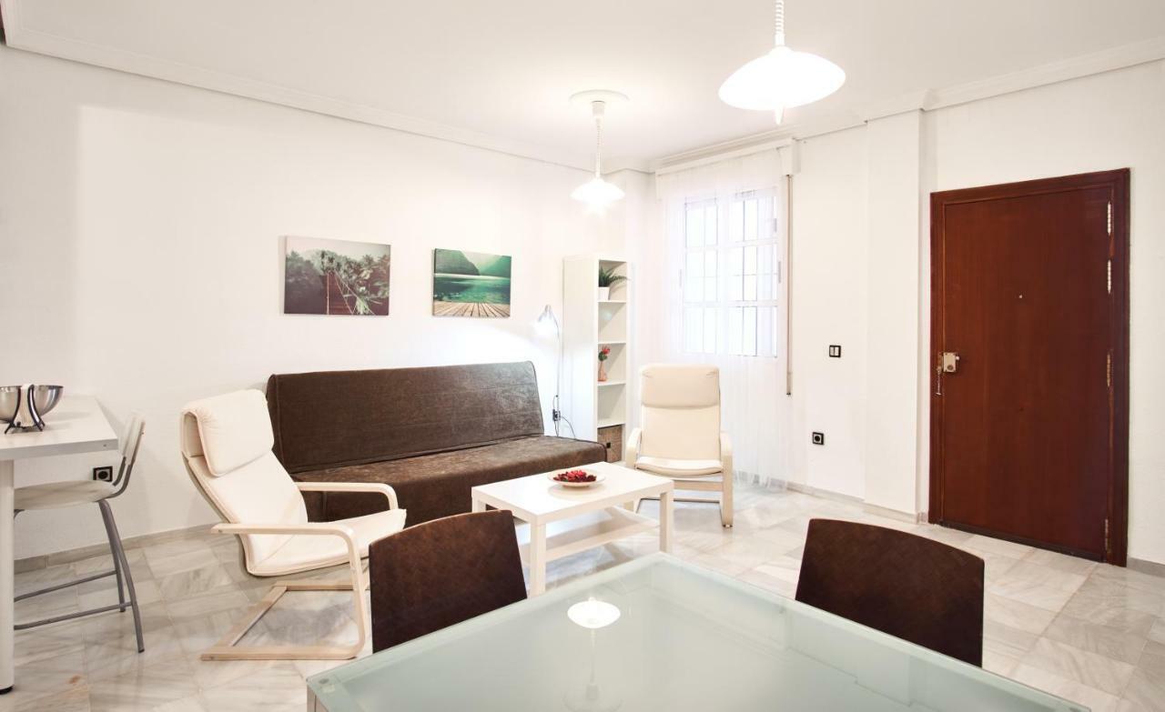 Pureza Oasis Suite Sevilla Buitenkant foto