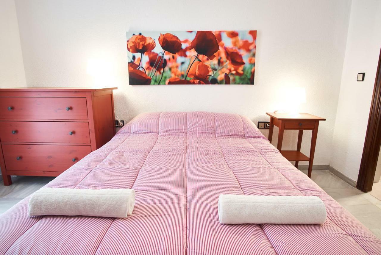 Pureza Oasis Suite Sevilla Buitenkant foto
