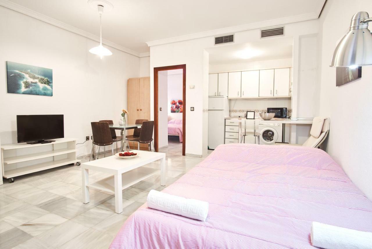 Pureza Oasis Suite Sevilla Buitenkant foto