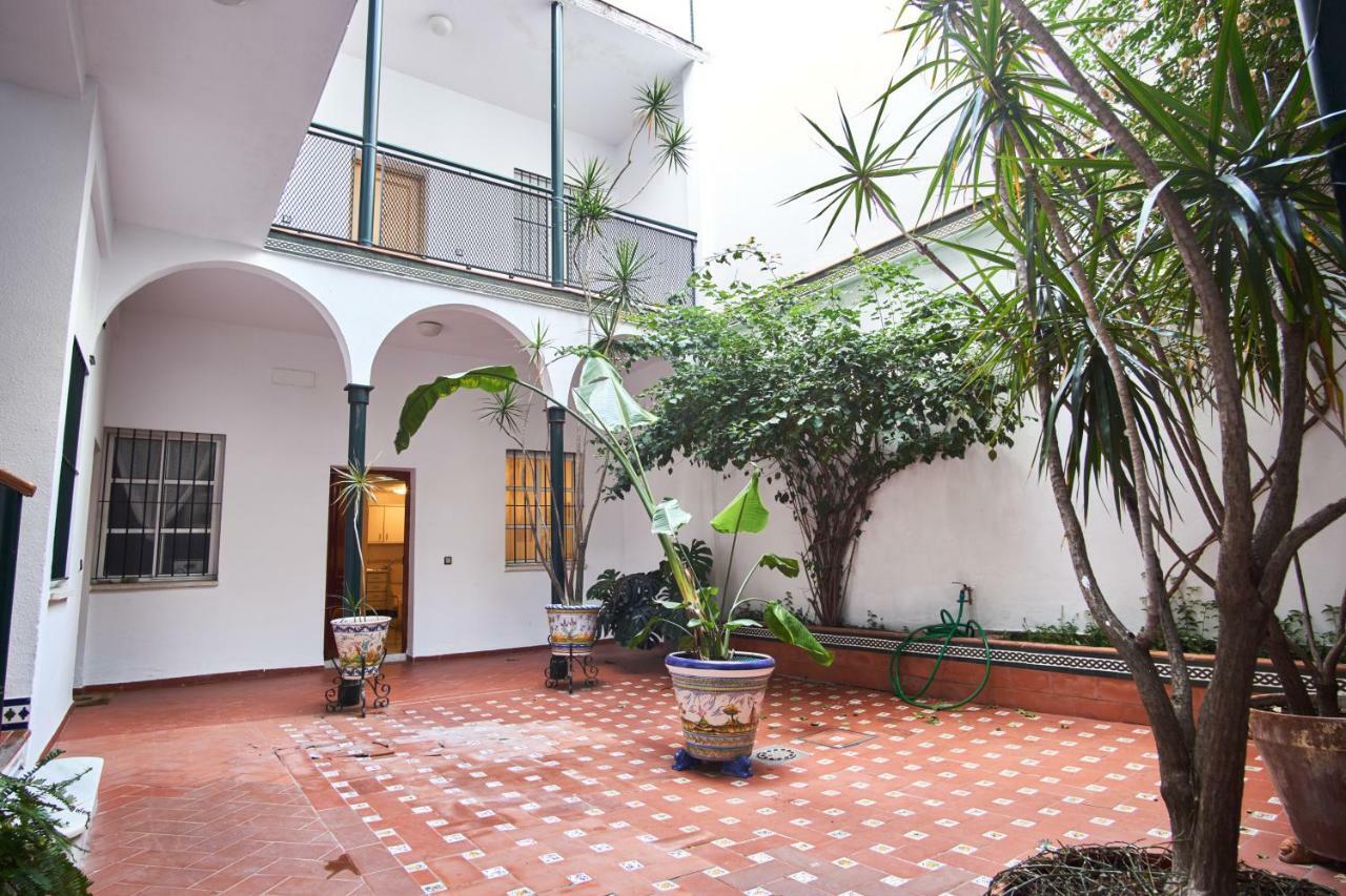 Pureza Oasis Suite Sevilla Buitenkant foto